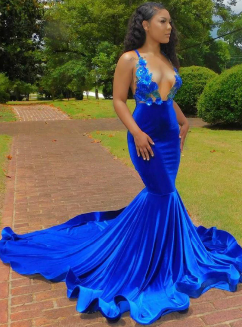 Royal Blue Velvet Mermaid Deep V Neck Backless Appliques Prom Dress cg17670