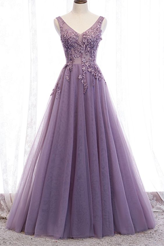 classic A-line purple long prom dress features with v neckline and lace appliques cg18572