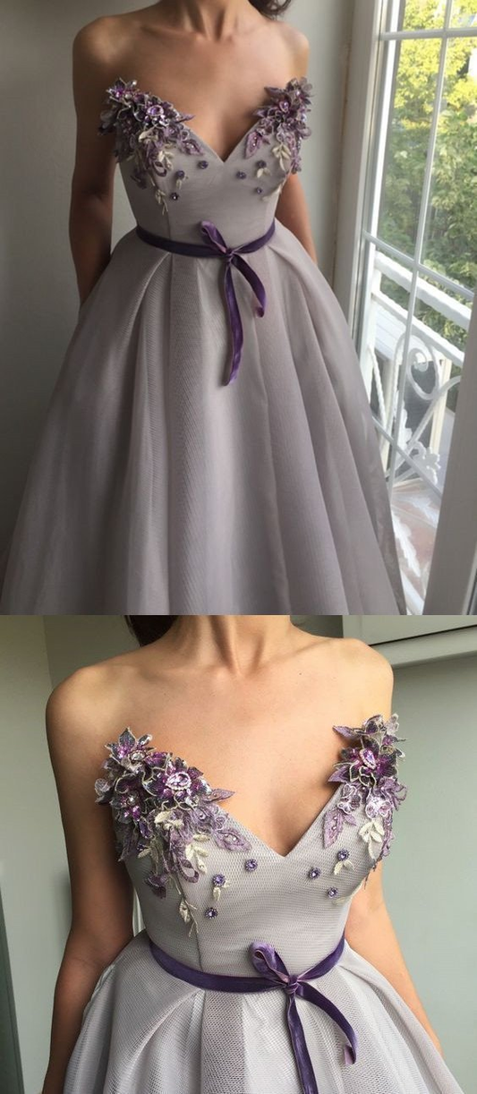 Fabelhaftes Ballkleid mit V-Ausschnitt, langes Abendkleid mit Applikationen cg18993