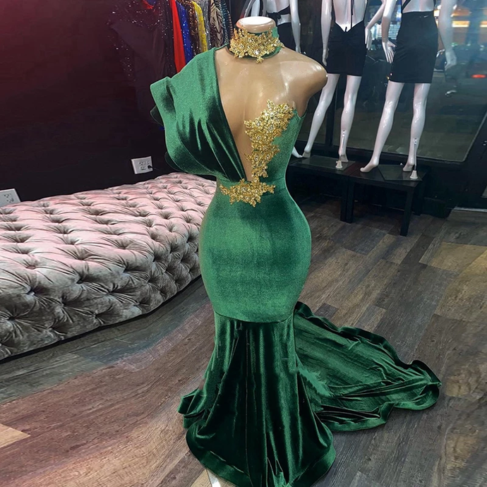 Smaragdgrüne Abendkleider High Neck Appliques Gold Spitze Meerjungfrau Ballkleider Sexy Formale Samt Partykleider cg19494