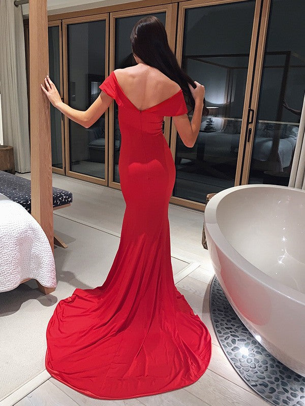 Sheath/Column Spandex Ruched Off-the-Shoulder Sleeveless Court Train Dresses Prom Dress cg19524