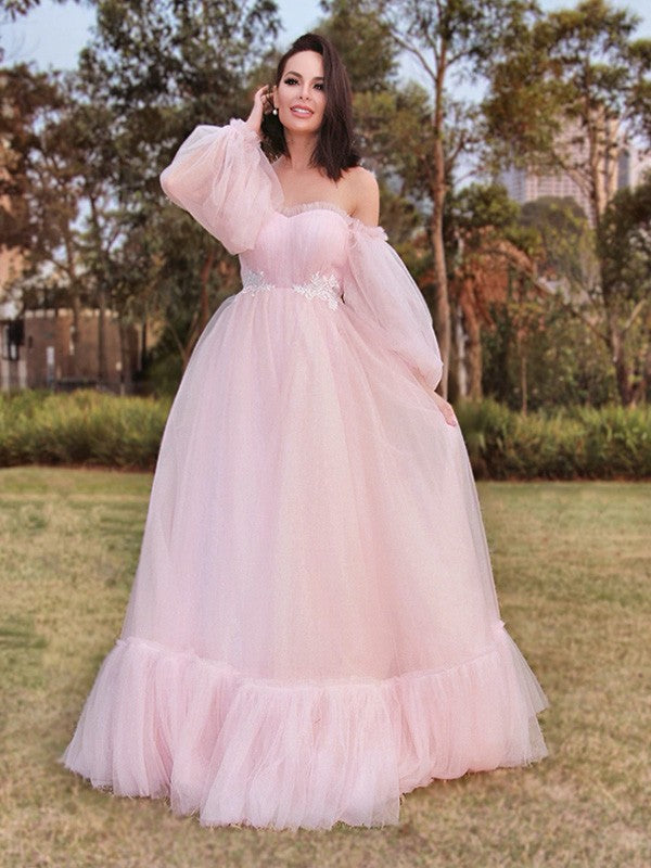 A-Line/Princess Long Sleeves Floor-Length Tulle Applique Off-the-Shoulder Dresse prom Dresses cg19530