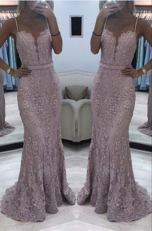 Elegantes lilafarbenes Meerjungfrau-Ballkleid aus Spitze mit herzförmigem Ausschnitt und Spaghettiträgern cg19636