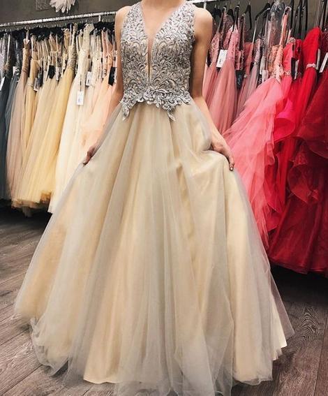 Charmantes Ballkleid, Tüll-Brautkleider, Ballkleider mit Applikationen, Ballkleid mit V-Ausschnitt cg20973