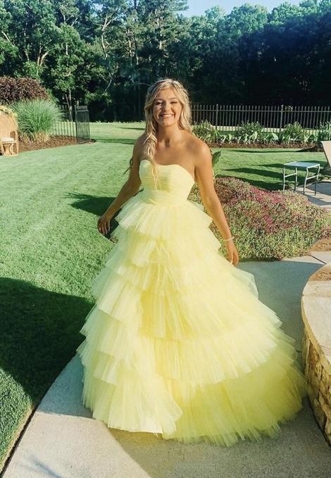 Gelbes langes A-Linien-Ballkleid aus Tüll cg21062