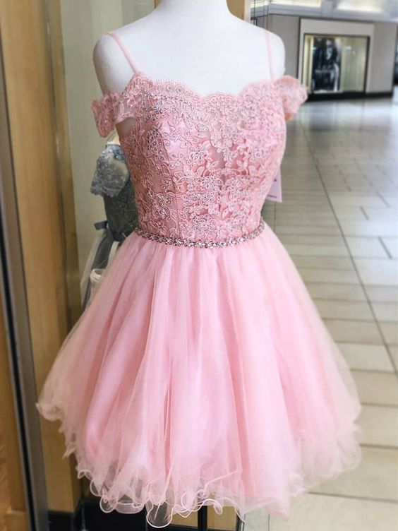 pink short formal dress Cute Sequins Homecoming Dresses V-neck Beaded Prom Dresses Primavera 3351 is a short fitted sequin embellished cocktail dress Pink tulle off shoulder short