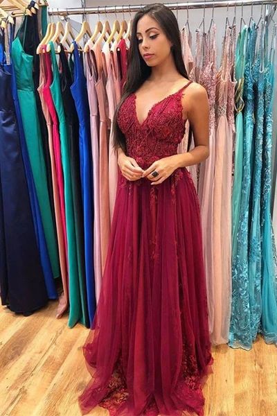 Burgundy Spaghetti Strap V-neck A-line Prom Dresses with Lace Appliques cg21811
