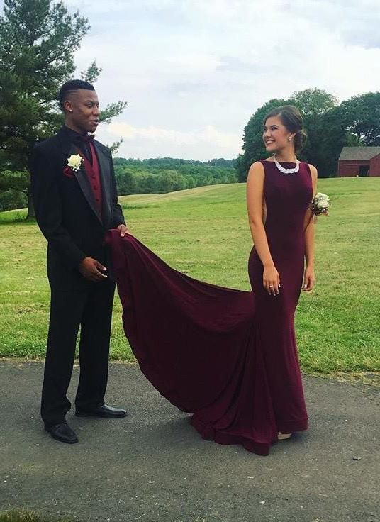 Simple maroon prom outlet dresses