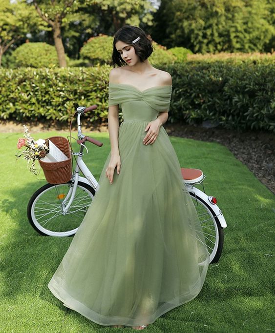 Einfaches langes Ballkleid aus grünem Tüll, grünes Brautjungfernkleid aus Tüll, cg22726
