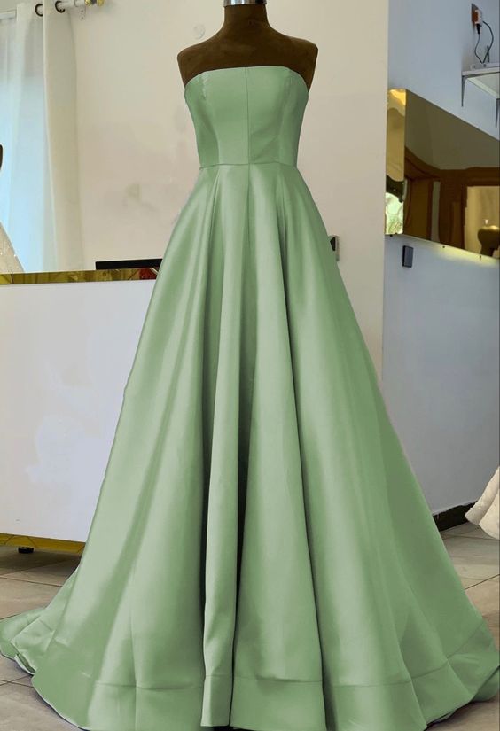 Schlichtes, salbeigrünes Brautjungfernkleid aus Satin, trägerlos, bodenlang, formelles Ballkleid für die Brautparty, cg23114