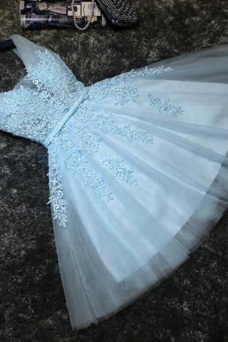 Schönes blaues Tüll-Partykleid mit V-Ausschnitt, kurzes Tüllkleid mit Spitze, cg23196