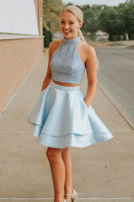 Zweiteiliges Neckholder-Kleid mit ärmellosem Rücken und blauem kurzem Abschlussballkleid, cg232
