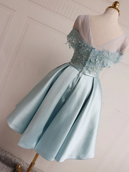 Kurzes Heimkehrkleid aus blauer Spitze, Brautjungfernkleid aus blauer Spitze cg2396
