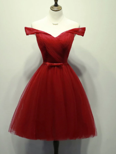 Einfaches, kurzes Brautjungfernkleid aus weinrotem Tüll, cg2400