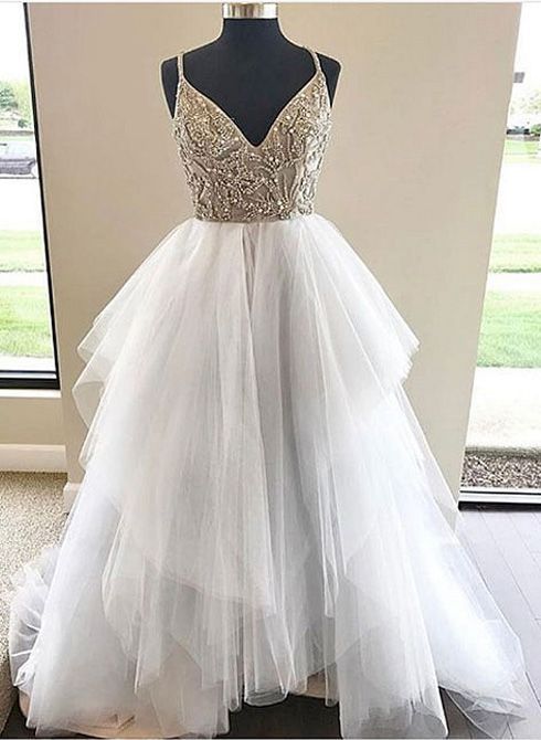Träger Perlenbesetztes weißes langes Ballkleid cg2643
