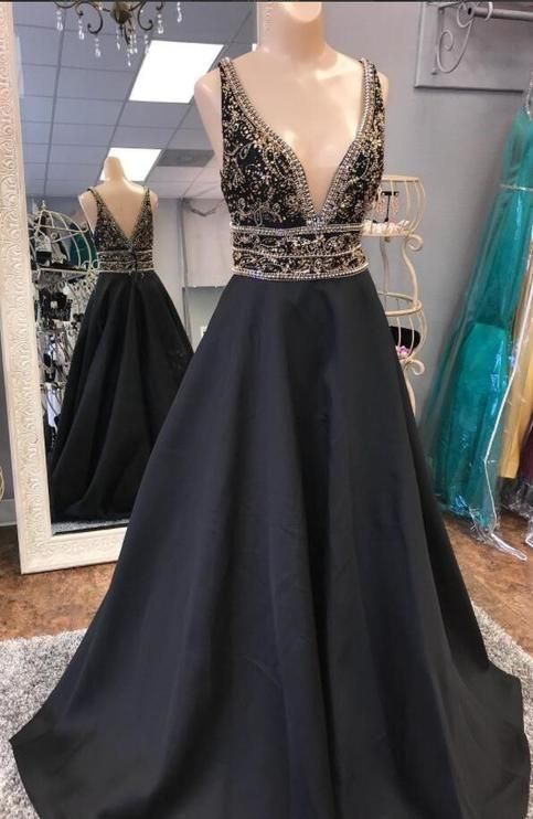 Schwarzes langes Ballkleid mit V-Ausschnitt und Perlen, schwarzes Abendkleid cg2644