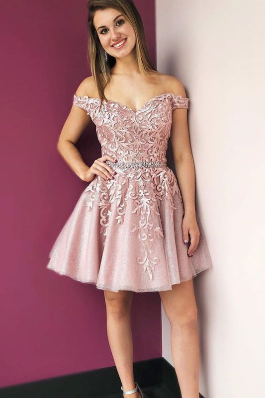 2019 kurze Homecoming-Kleider, schulterfreie kurze rosa Homecoming-Kleider Partykleider cg2840
