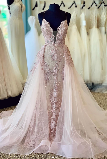 ROSA LANGES BALLKLEID AUS SPITZE UND TÜLL MIT V-AUSSCHNITT, ROSA FORMELLES KLEID AUS TÜLL UND SPITZE cg2866