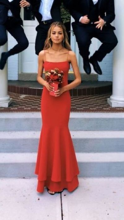 Sexy rote Spaghettiträger Etuikleid, Neckholder Meerjungfrau Partykleid, funkelndes Ballkleid cg338
