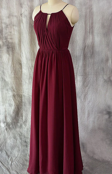 Charmantes Chiffon Weinrotes Party-Ballkleid mit rundem Ausschnitt, Wunderschönes Brautjungfernkleid cg3634