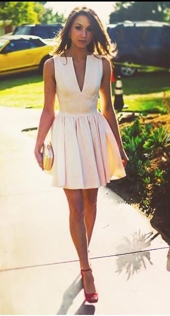 Sexy Ärmelloses Kleid mit tiefem V-Ausschnitt und hoher Taille, Homecoming-Kleid cg416