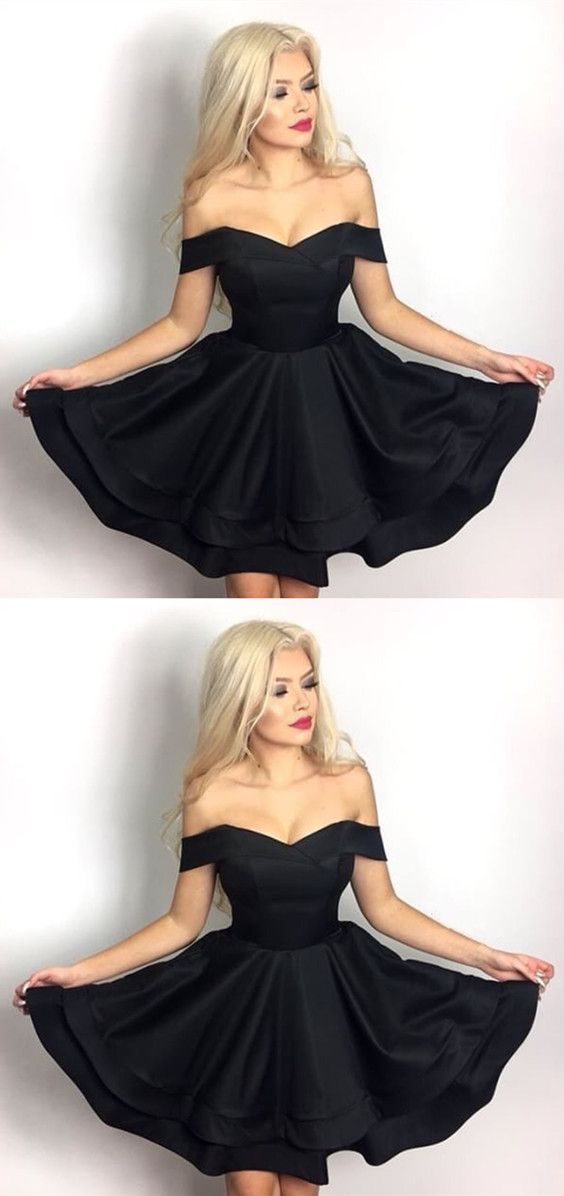 Schickes V-Ausschnitt Off Shoulder Rüschen Satin Homecoming Kleider Kurzes schwarzes Homecoming Kleid cg421