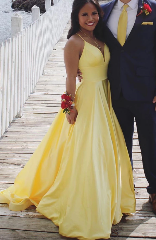Einfaches langes Ballkleid aus gelbem Satin, gelbes Abendkleid cg5014