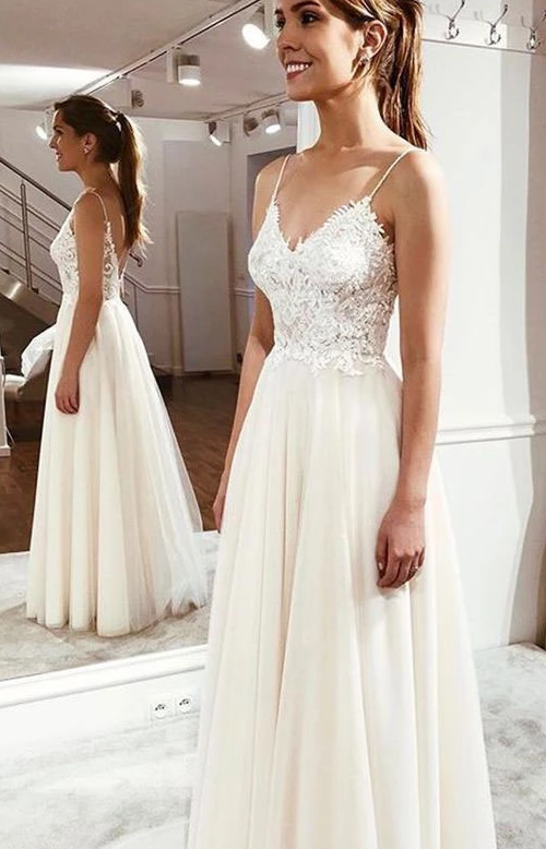 Elegantes langes Ballkleid aus Tüll mit herzförmigem Ausschnitt, Abendkleid aus Tüll cg5028