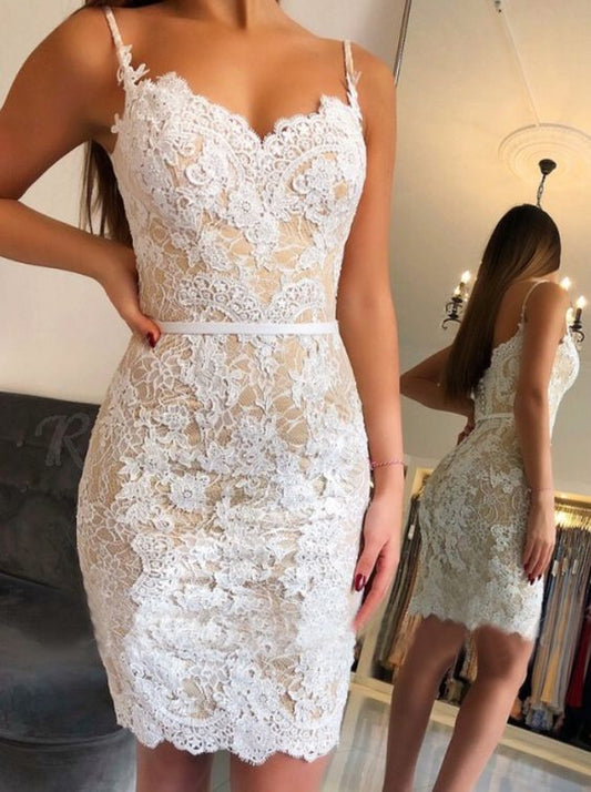 Etuikleid mit Spaghettiträgern und knielangem weißem Spitzen-Heimkehrkleid cg5068
