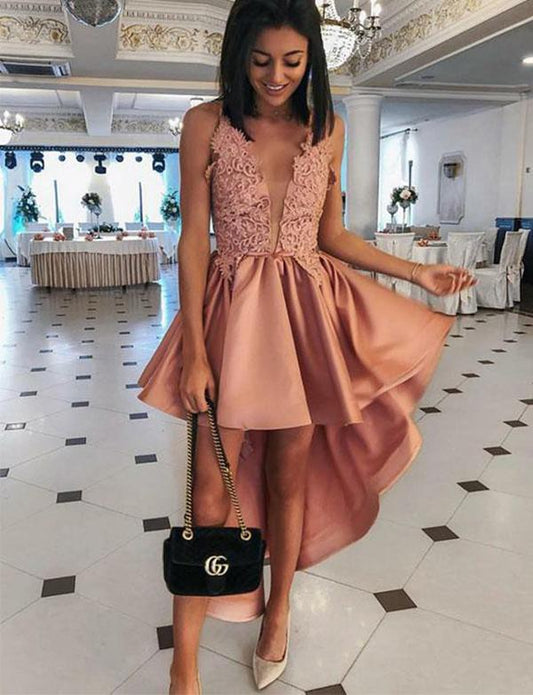 High Low Deep V Neck Champagne Satin Homecoming Kleider mit Applikationen cg525