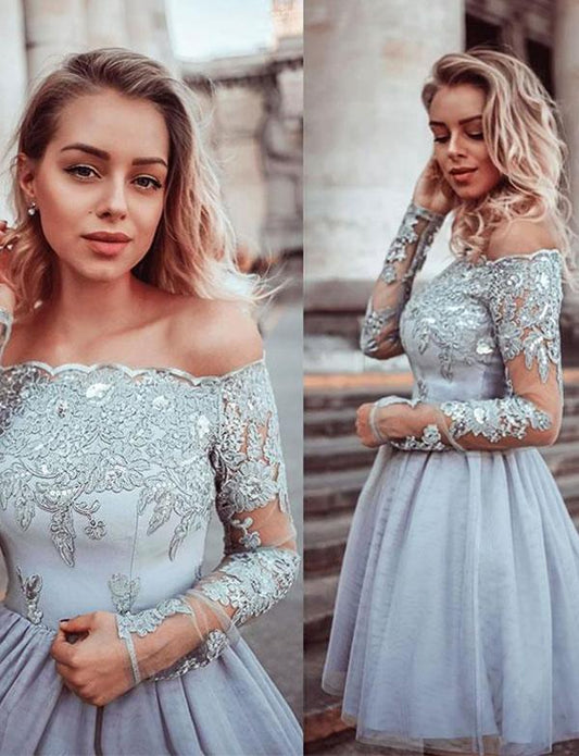 Schulterfreies, kurzes Homecoming-Kleid aus grauem Tüll mit Applikationen cg532