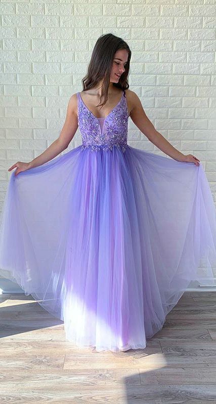 Light Purple Tulle Prom Dresses with V-Neck Beaded Bodice Long Prom Gowns cg5344