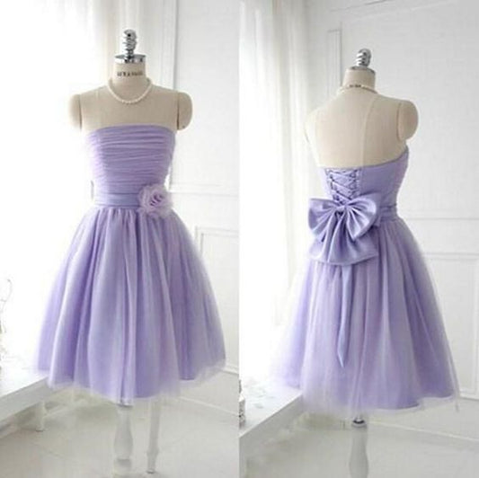Süßes A-Linie Homecoming Kleid,Trägerloses Tüll Brautjungfernkleid,Knielanges Hochzeitspartykleid,Puffy Partykleid mit Schleife cg5944