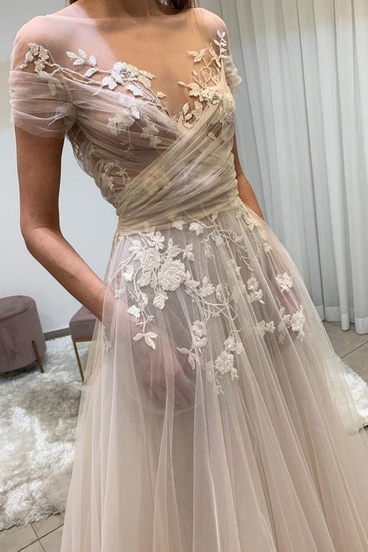 Maßgefertigtes wunderschönes langes Ballkleid aus hellem Champagner-Tüll, Abendkleid aus Spitze cg629