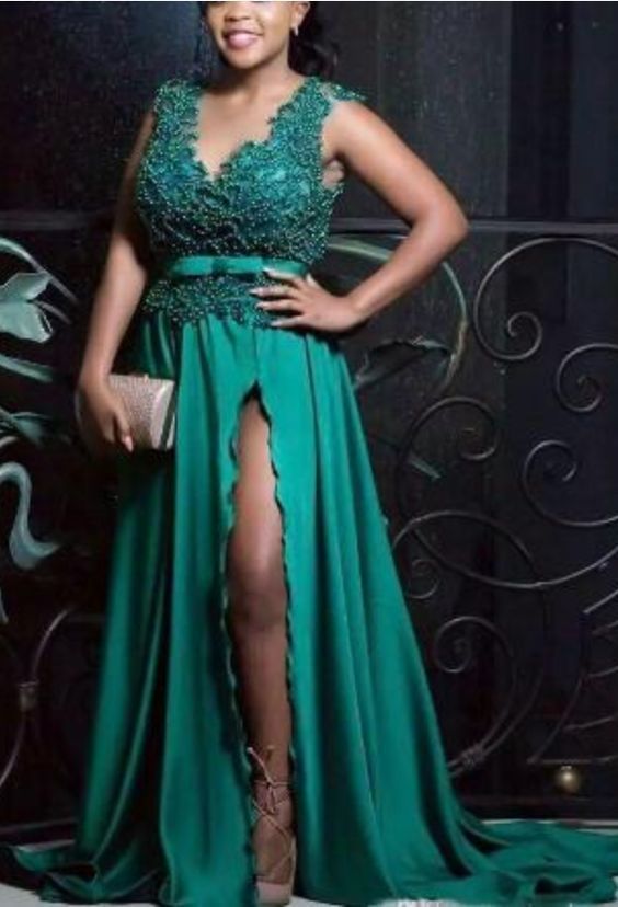 Sexy Beaded Plus Size Evening Dresses V Neck Split Side Prom Gowns With Sash Sweep Train cg6450