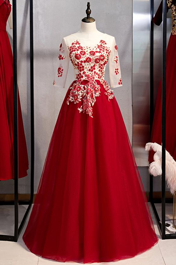 New Arrivals Burgundy Tulle 3/4 Sleeves Round Neck Lace Up Prom Dress With Applique cg6539
