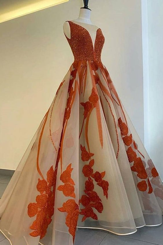 Charmantes langes A-Linien-Ballkleid mit Applikationen und Perlenbesatz cg693