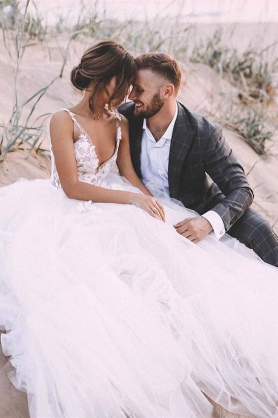 A Line V Neck Backless White Prom Dress With Lace cg7068