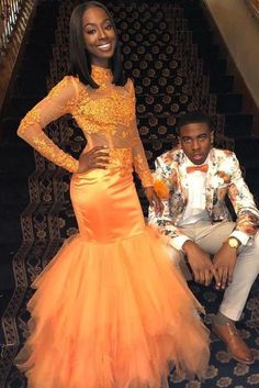 Tulle Scoop Neck Appliques Lace Long Sleeves Prom Dresses cg7291