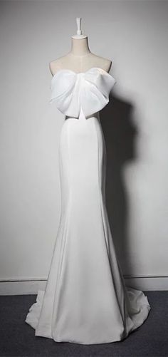 Trägerloses, schickes, langes Meerjungfrau-Abschlussballkleid mit Schleife, neue Ankunfts-Abschlussballkleider cg7663