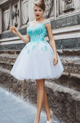 A-Linie Illusion Flügelärmel Schlüsselloch Rücken Schnürung Weiß Tüll Homecoming Kleid mit grünen Applikationen cg790