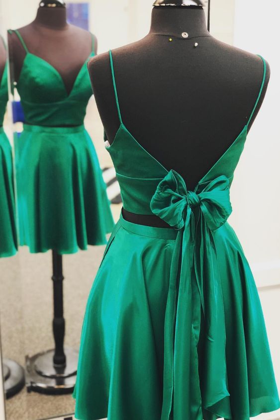 schlichtes zweiteiliges Homecoming-Partykleid mit Schleife, cg8300