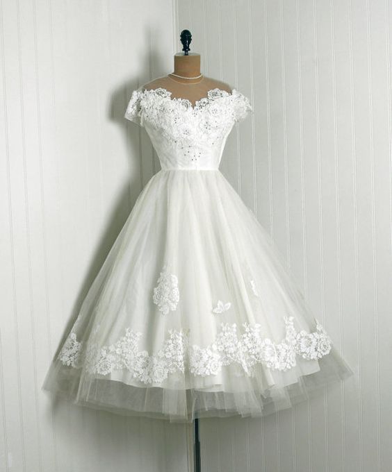 Vintage Off-the-shoulder Lace Appliqué Short Wedding homecoming Dress cg8526