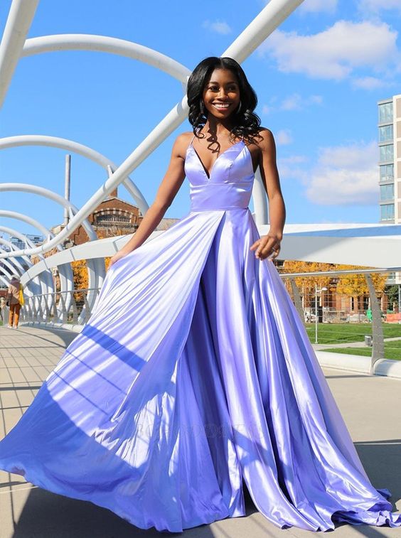 Elegant V-Neck Split Lavender Prom Evening Dress with Pockets cg8735
