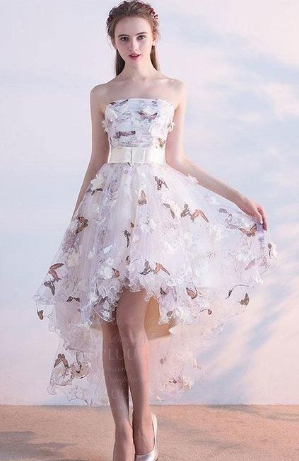 Einzigartiges kurzes Kleid aus Tüllspitze, Tüll-Heimkehrkleid cg902