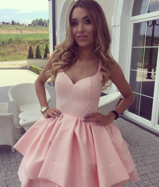 A-Linie V-Ausschnitt Kurzes Rosa Satin Homecoming Kleid cg933