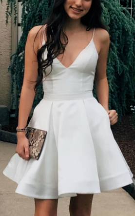 A-Linie Spaghettiträger Über dem Knie Weißes Homecoming-Kleid mit Taschen cg963
