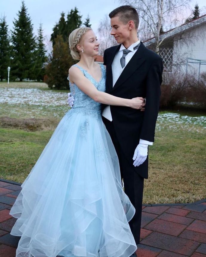 Fashion V neck Blue Open Back Prom Dress, Appliques Tulle Evening Dress cg9723