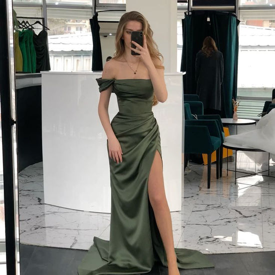 Chic Off-the-shoulder Pleated Sheath Slit Dress Dark Green