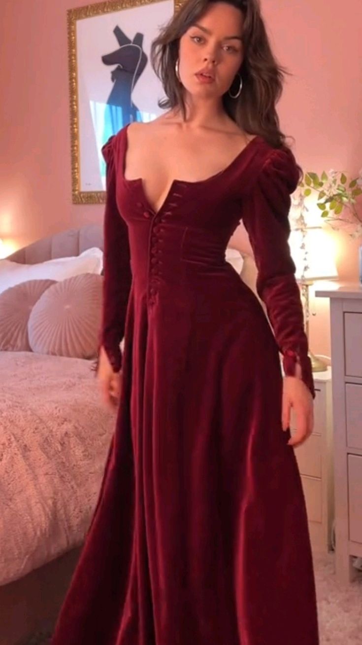 Sexy Burgundy Velvet Prom Dress New Evening Dresses      cg25222